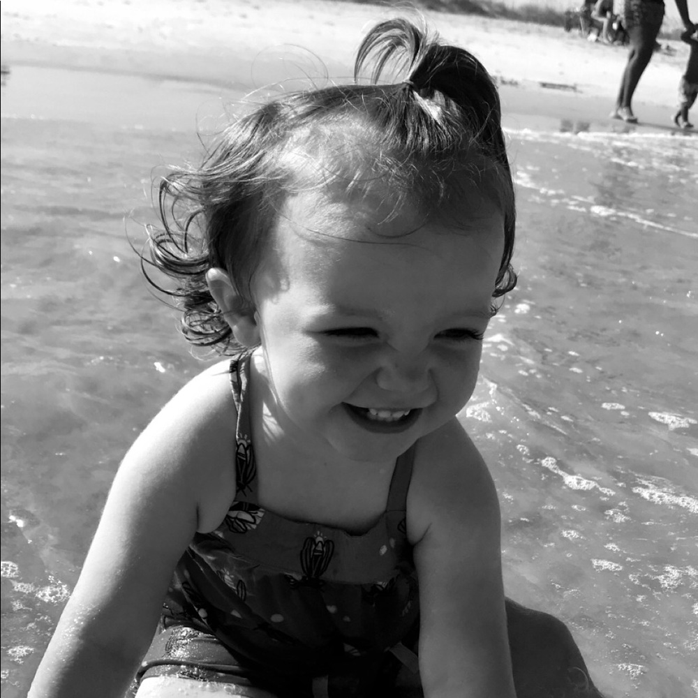 Meet your Posher, Hilary